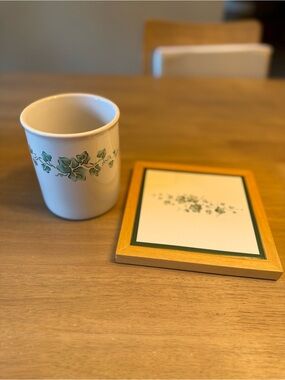 Corelle White Ceramic Utensil Holder and Trivet with Green Ivy Motif